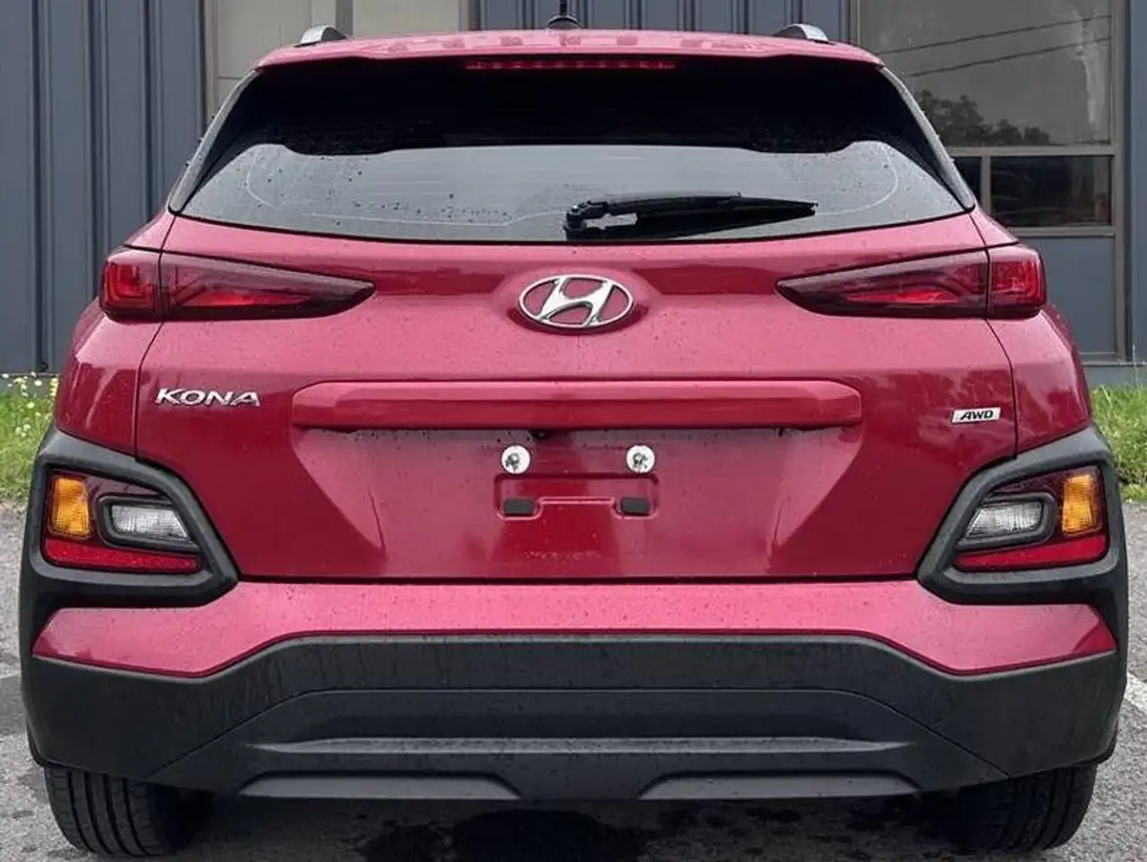 Hyundai KONA снимка Hyundai KONA