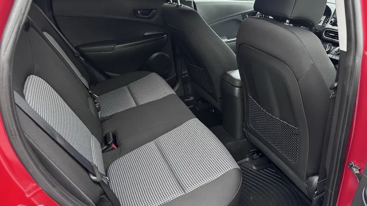 Hyundai KONA снимка Hyundai KONA