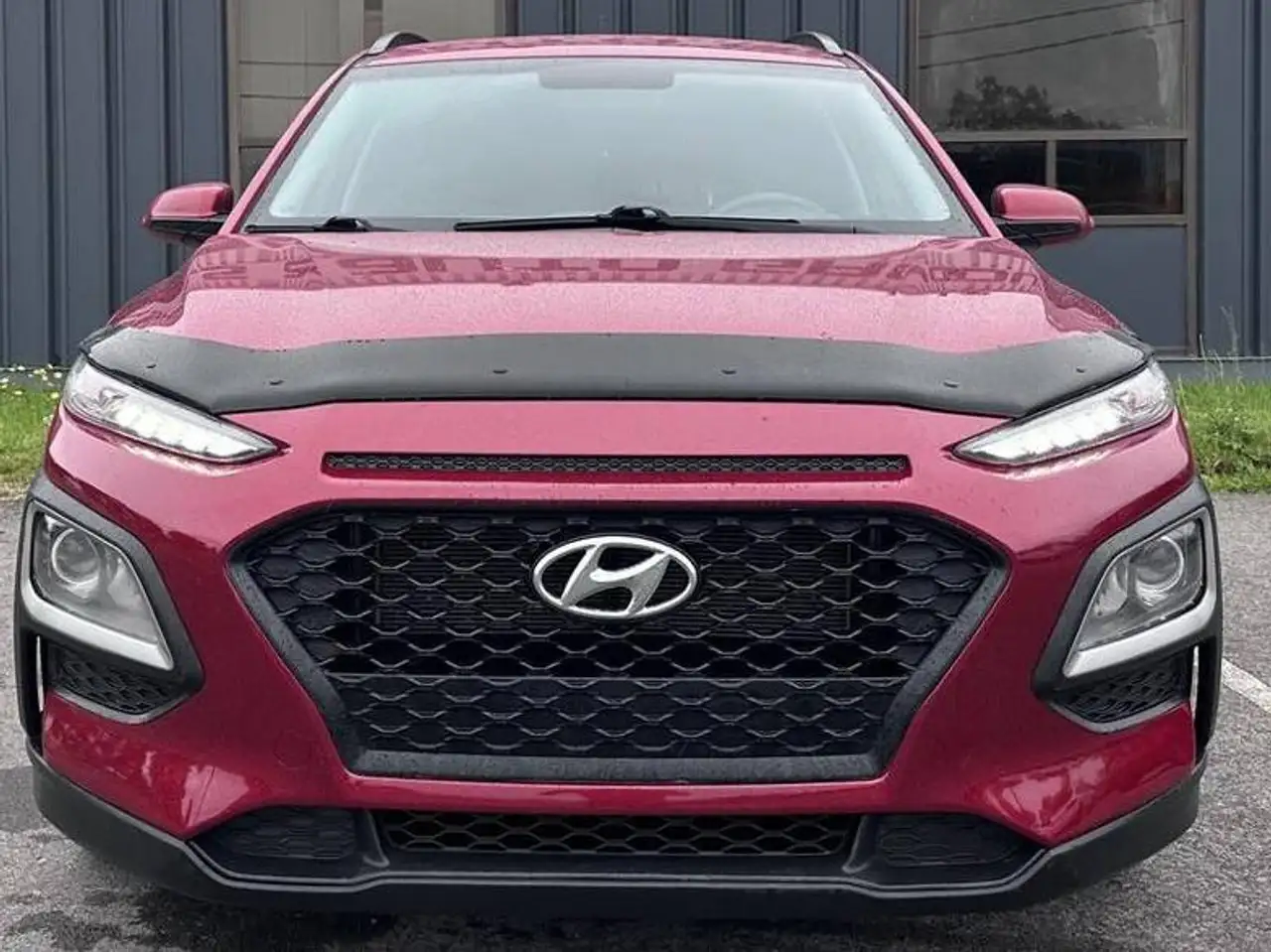 Hyundai KONA снимка Hyundai KONA