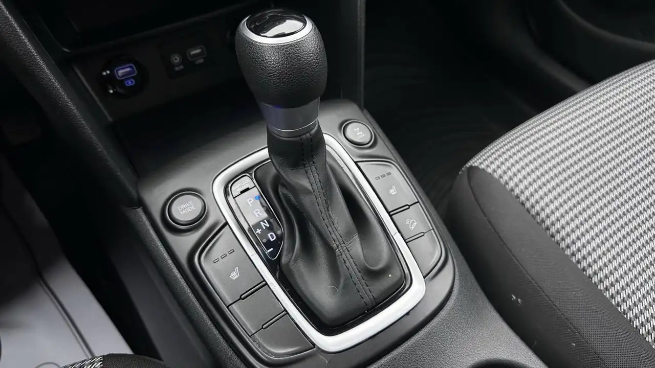 Hyundai KONA снимка Hyundai KONA