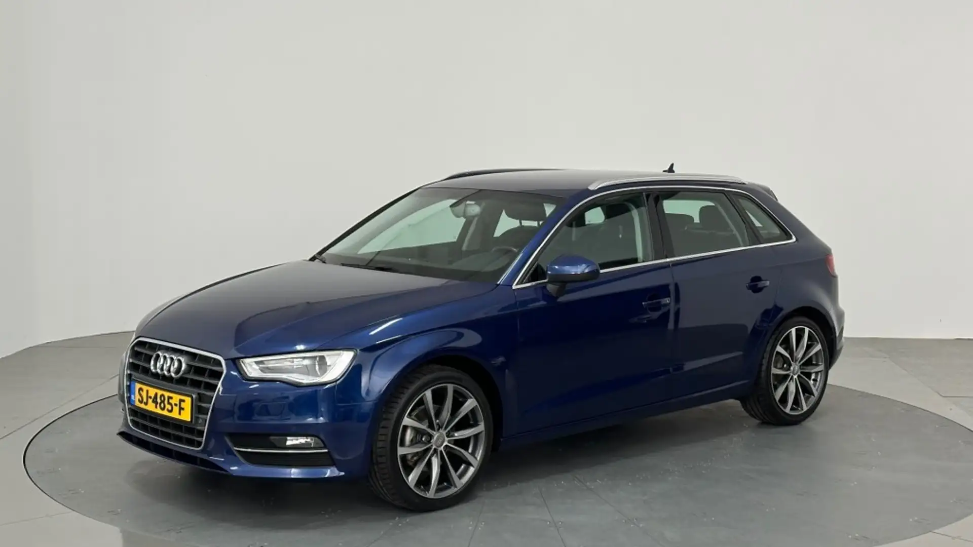 Audi A3 1.4 TFSI AMBITION PROLINE CLIMA CARPLAY 18INCH Bleu - 2