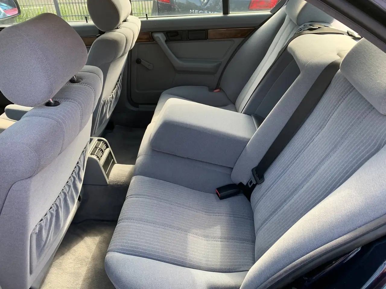 BMW 520iA 24V /Klima/Automatik/eSSD/Alu/eFH, foto 7