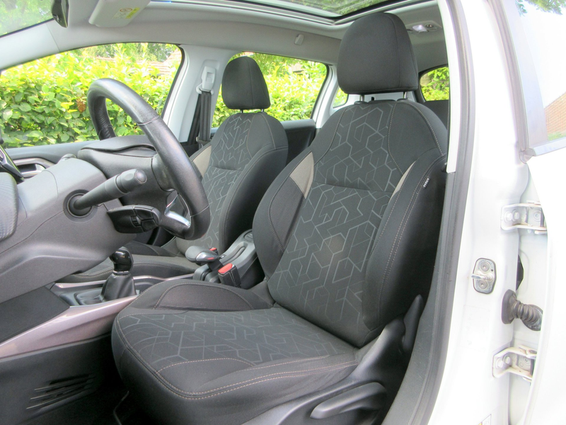 Peugeot 2008 1.2 PureTech * Navi * Cruise * Trekhaak * — photo 8
