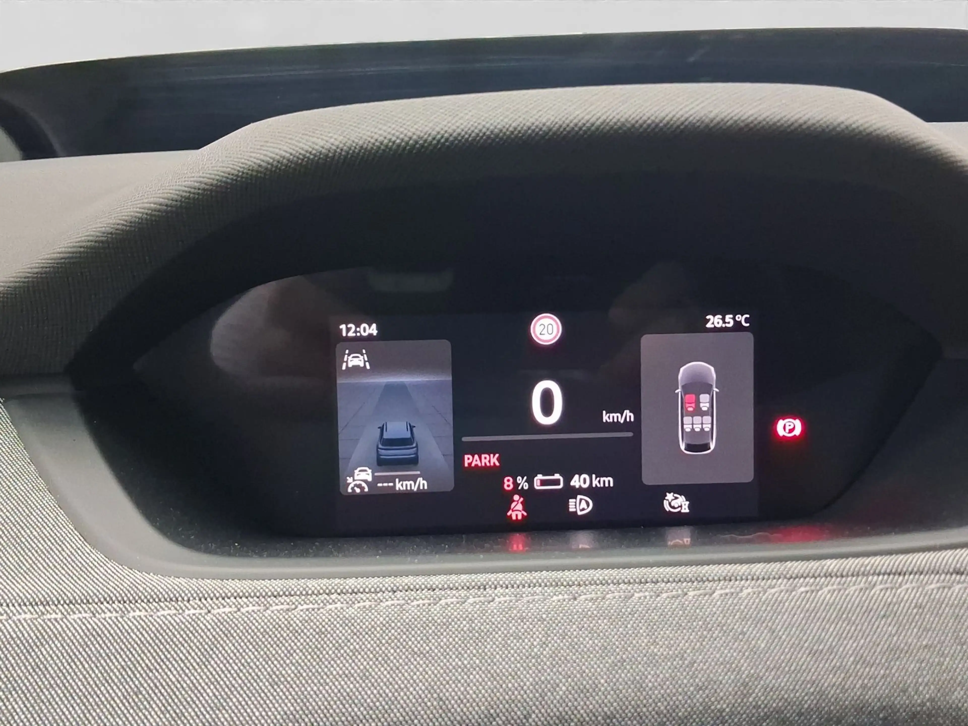 Skoda Enyaq 85 LOFT PANO AHK HuD LM20 — photo 10