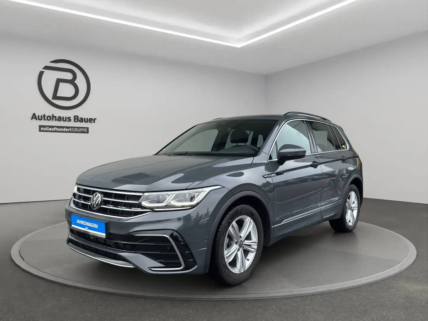 Volkswagen Tiguan 2.0TDI DSG R-Line 4M AHK IQ-Drive RfK Grigio - 2