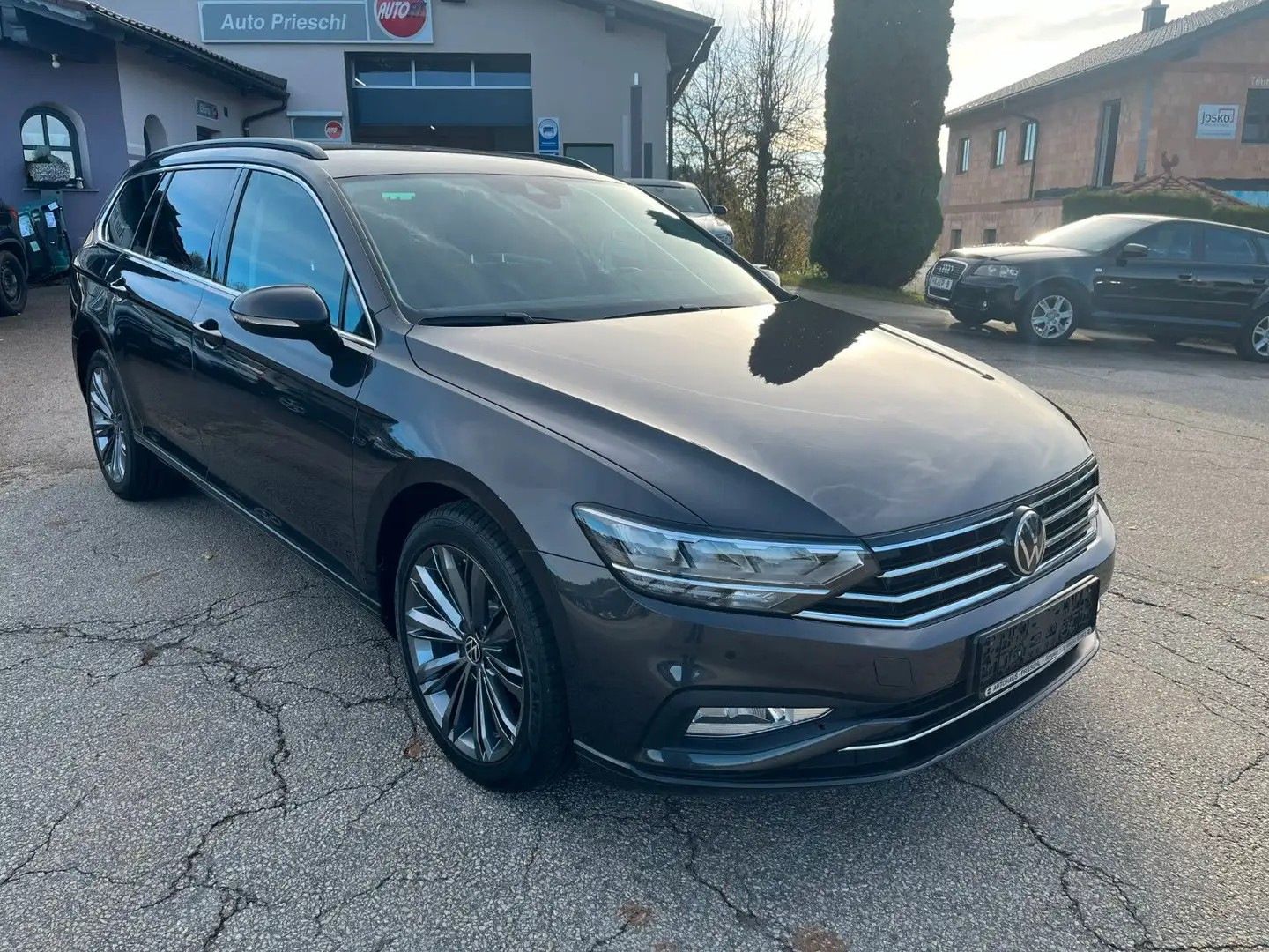 Volkswagen Passat Variant 2.0 TDI DSG 4MOT Busi. /AHK/Virtu Grau - 2