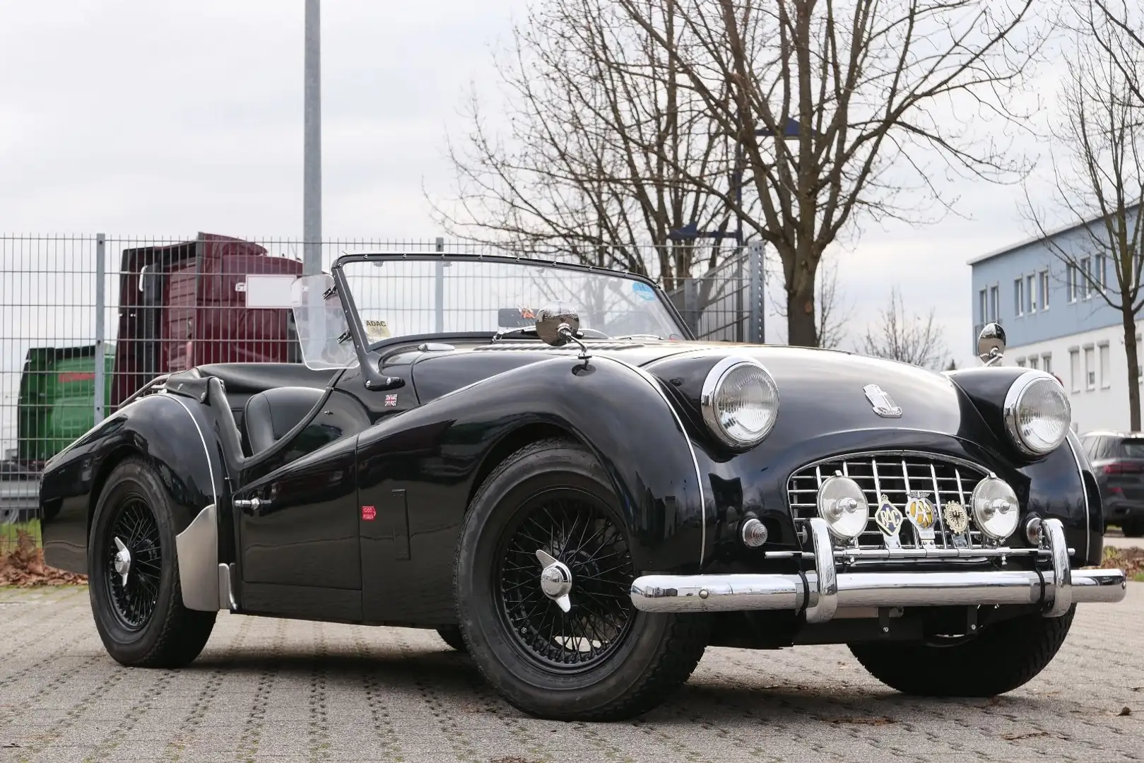 Triumph TR3 Schaltgetriebe Top Zustand Czarny - 2