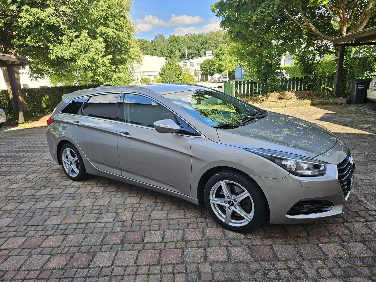Hyundai i40 blue Premium Bej - 2