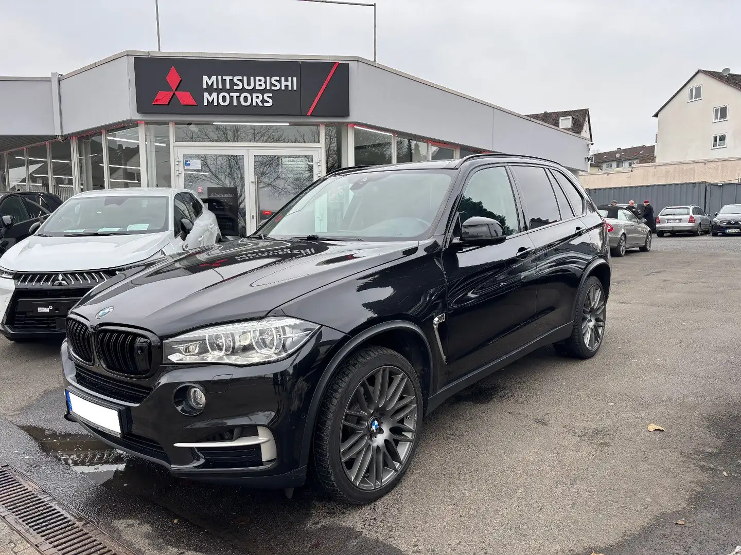 BMW X5 xDrive 40 d Schwarz - 1