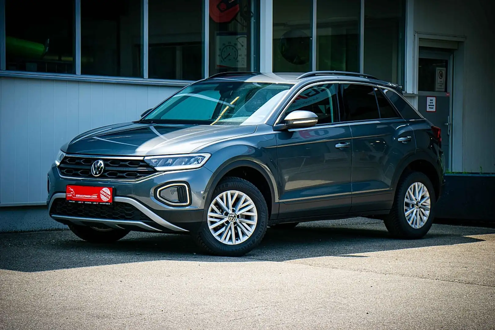 Volkswagen T-Roc 1,0 TSI Life *LED*PDC*GARANTIE* Grigio - 2