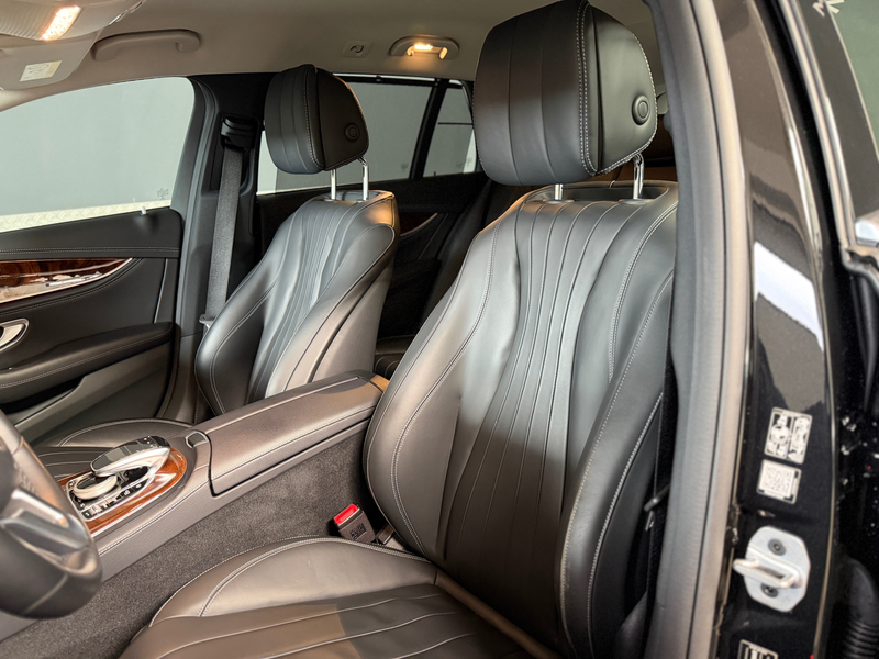 Mercedes-Benz E 400 d 4Matic-LED-AIRMATIC-SCHECKH.-LEDER-AHK-20"AMG — photo 14