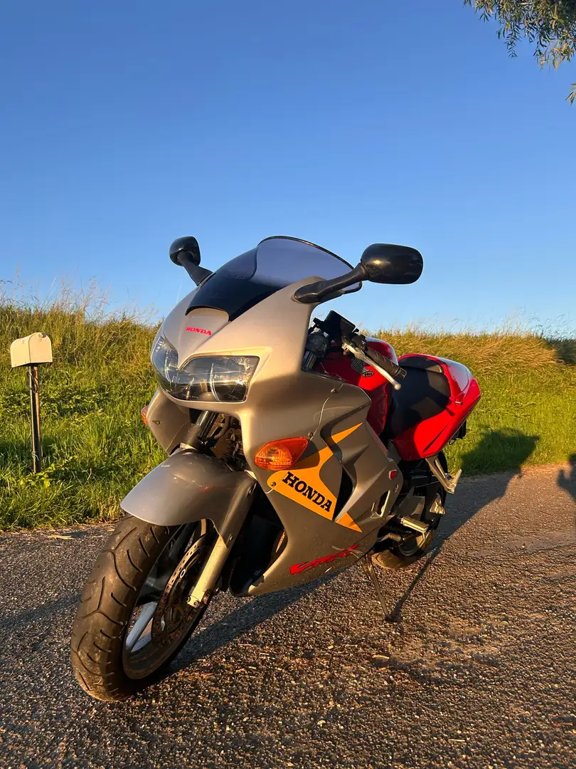 Honda VFR 800 50th Anniversary Model - 1