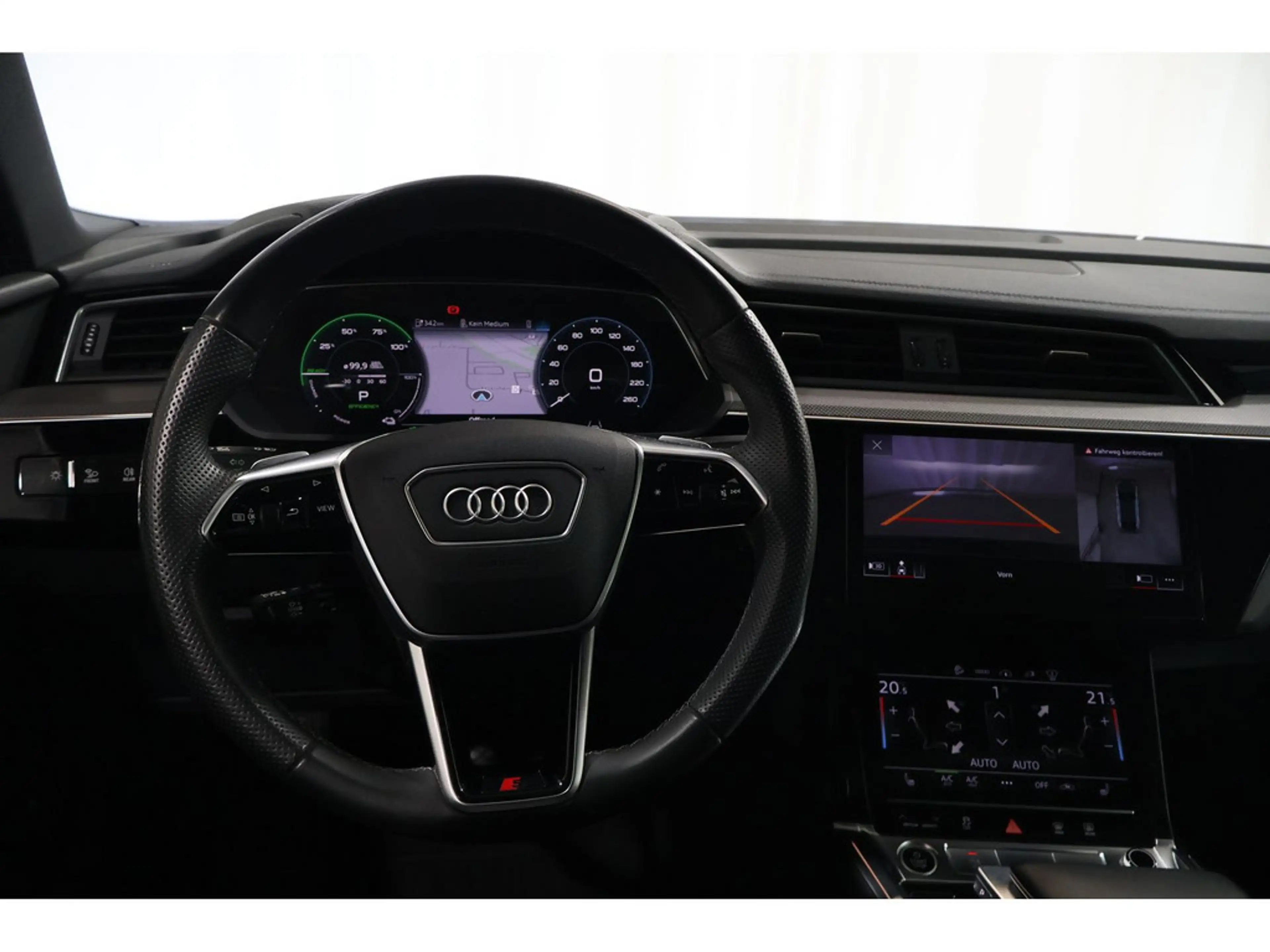 Audi e-tron Sportback 55 quattro S line AHK*Pano*B&O*Navi*SHZ — photo 11