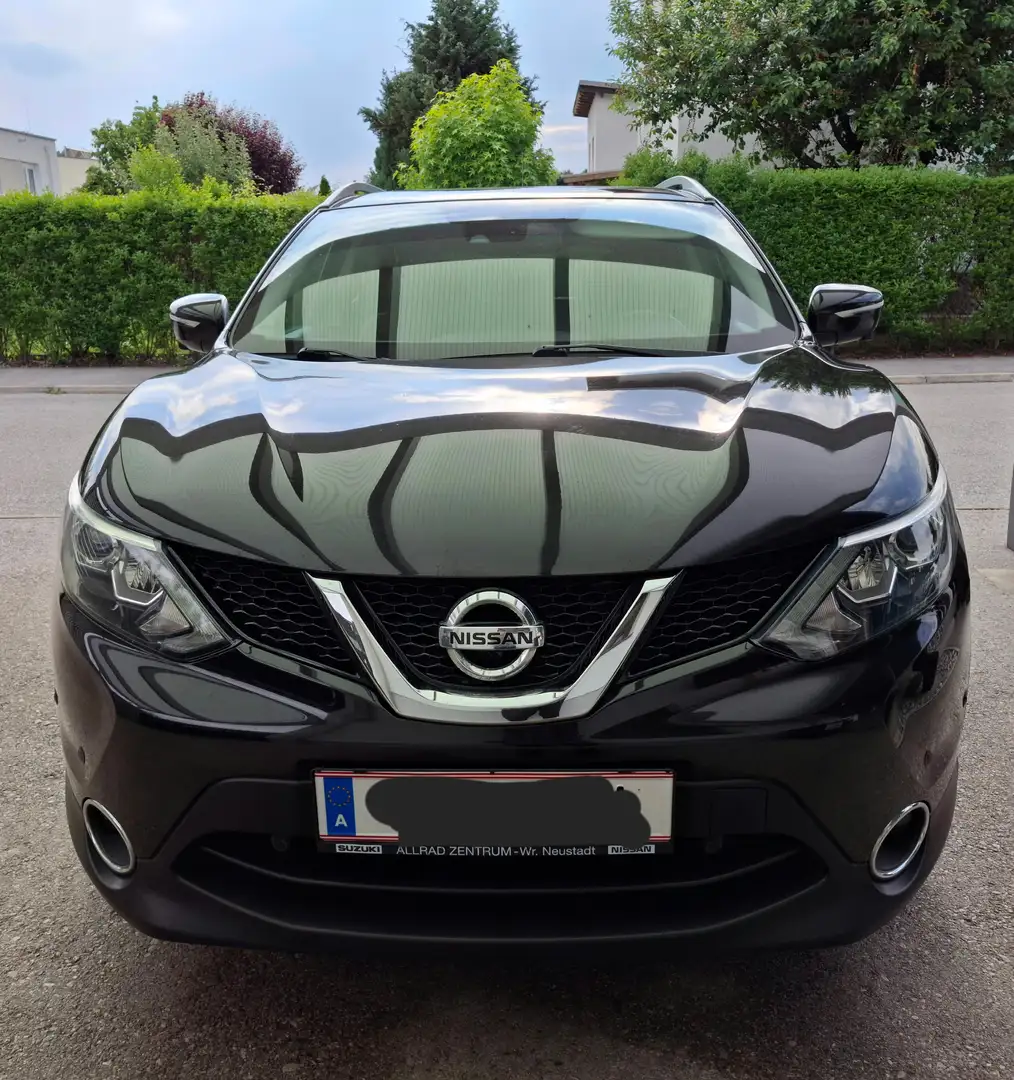 Nissan Qashqai 1,2 DIG-T Tekna Schwarz - 2