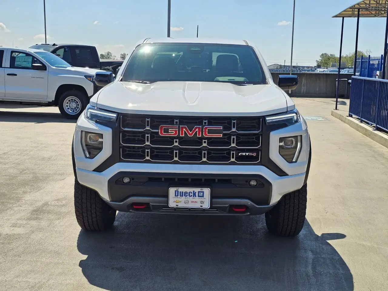 GMC Canyon снимка GMC Canyon
