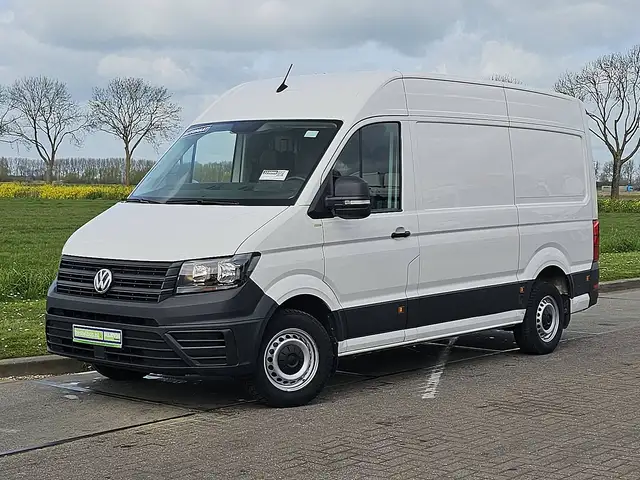 Volkswagen Crafter 35 L3H3 140Pk Automaat Trekhaak Camera CarPlay Eur