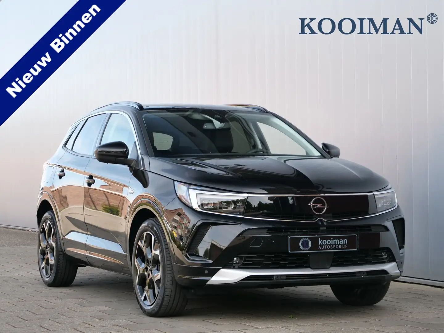 Opel Grandland 1.2 turbo 130pk Ultimate Automaat Camera / LED / N Zwart - 1