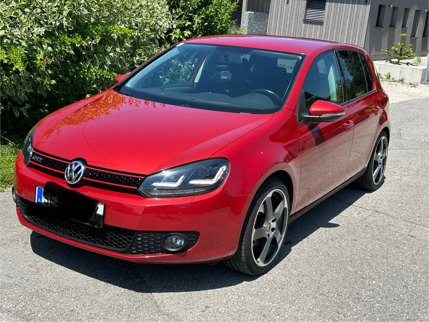Volkswagen Golf Comfortline 1,4 TSI DSG Rot - 2