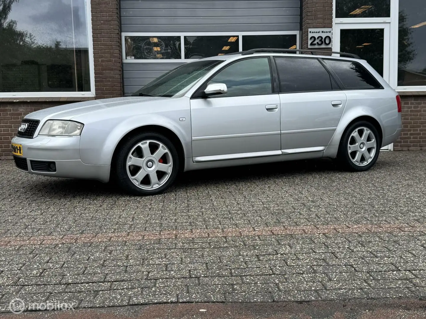 Audi S6 Avant 4.2 V8 QUATTRO LEDER/ECC-AIRCO/CRUISE.C/BOSE Gris - 1