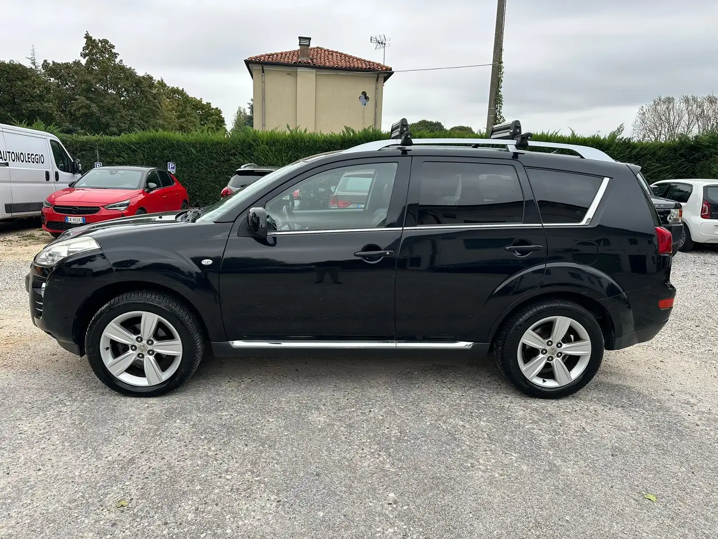 Peugeot 4007 7 posti! 4x4 4007 2.2 hdi 16v Feline fap Gris - 2