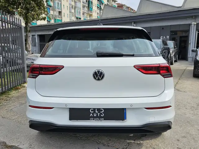 Volkswagen Golf view 5