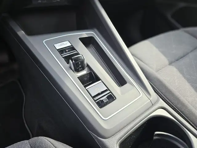 Volkswagen Golf view 15