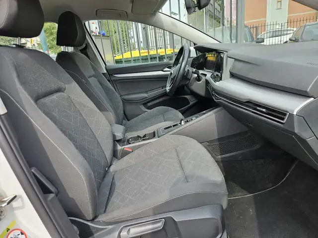 Volkswagen Golf view 11