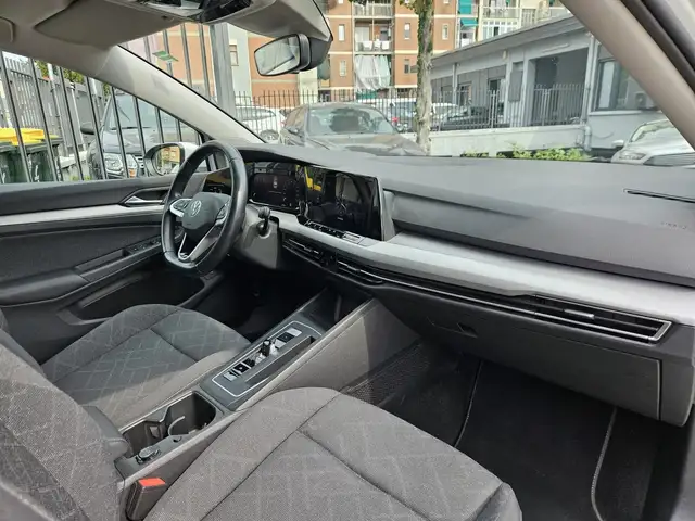 Volkswagen Golf view 10