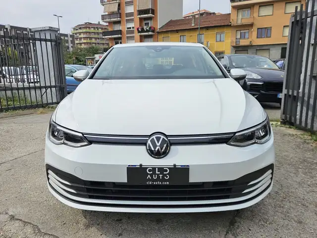 Volkswagen Golf view 2