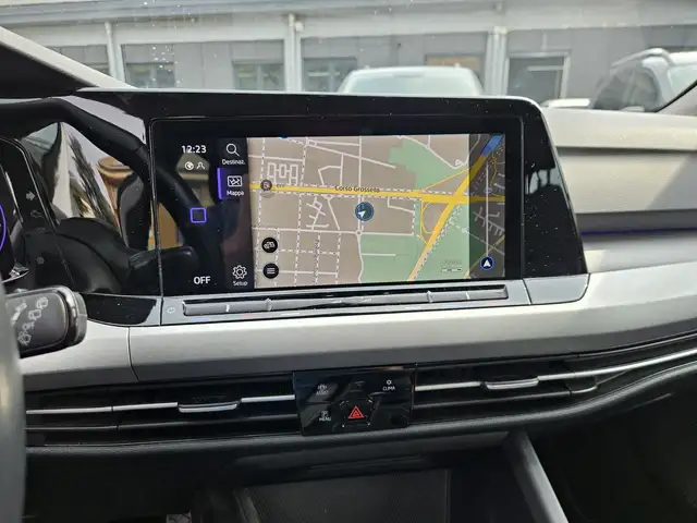 Volkswagen Golf view 14