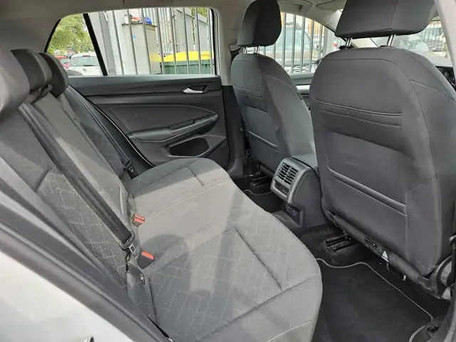 Volkswagen Golf view 12