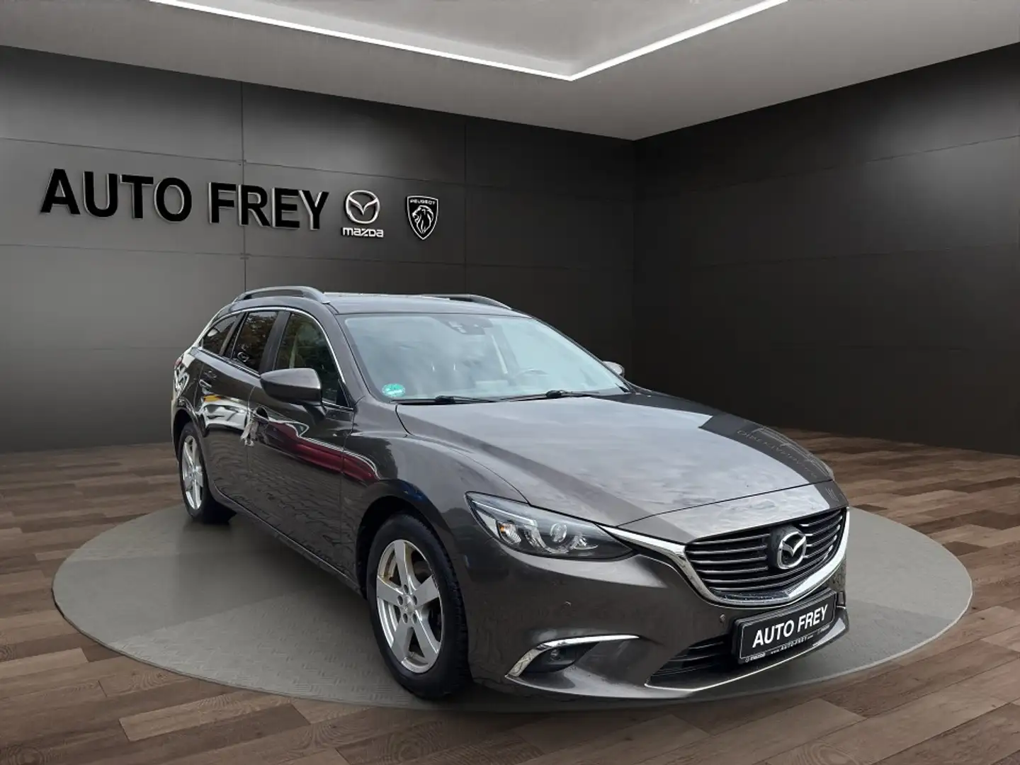 Mazda 6 Diesel Exclusive-Line NAVI LED Grau - 1