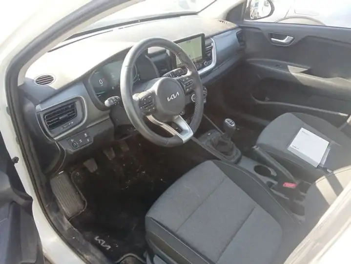 Kia Stonic 2025, foto 7