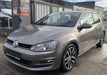 Golf 7 - 2.0 CR TDi Feuille rose dispo 1er proprio Carnet