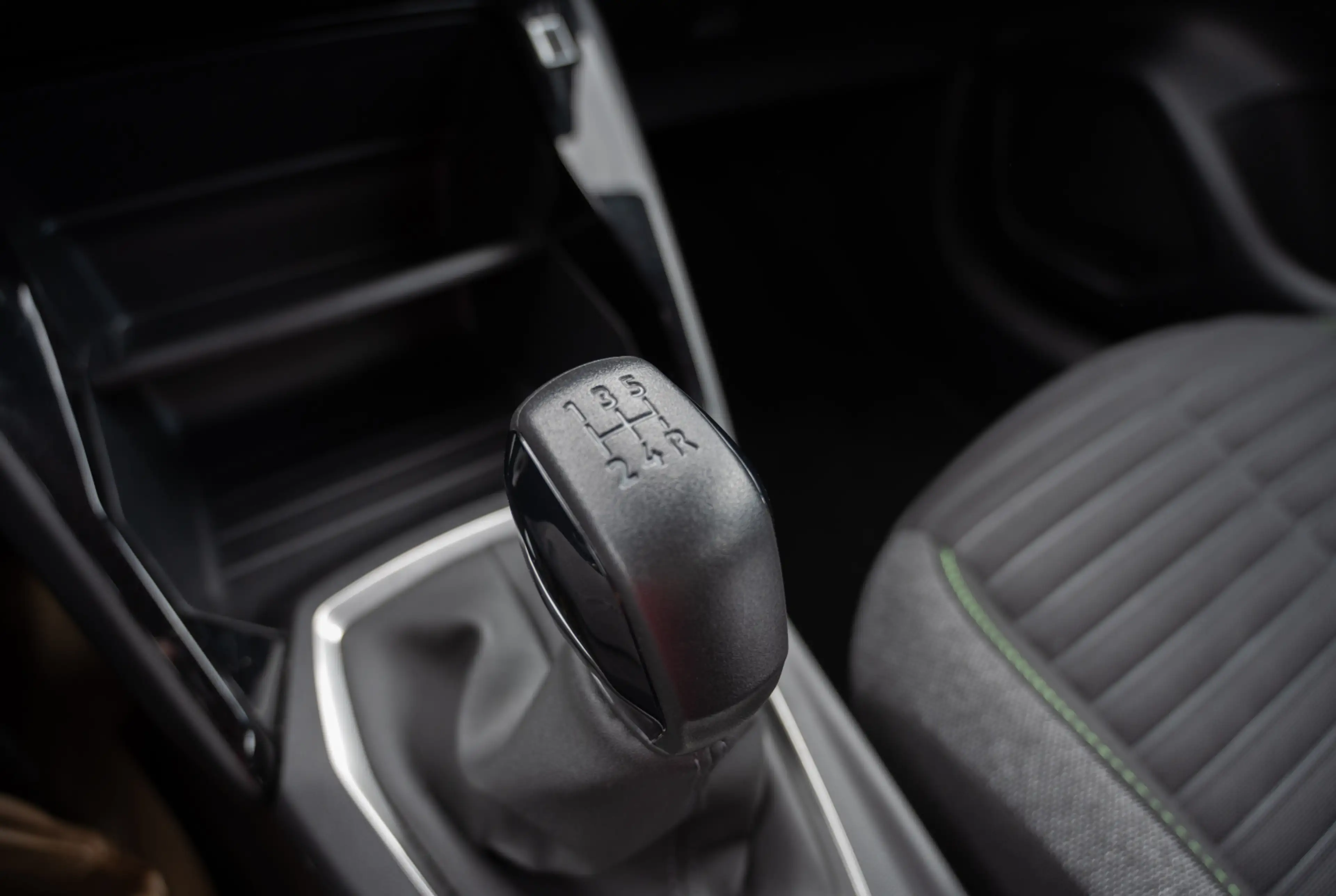 Peugeot 208 Active 1.2 PureTech 75 *MIRRORSCREEN*DAB*TEMPOMAT* — photo 9
