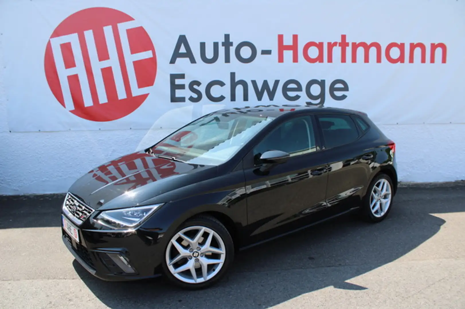 SEAT Ibiza 1.5 TSI FR LED Nav PDC Sitzhzg 17" Fahrass Noir - 1