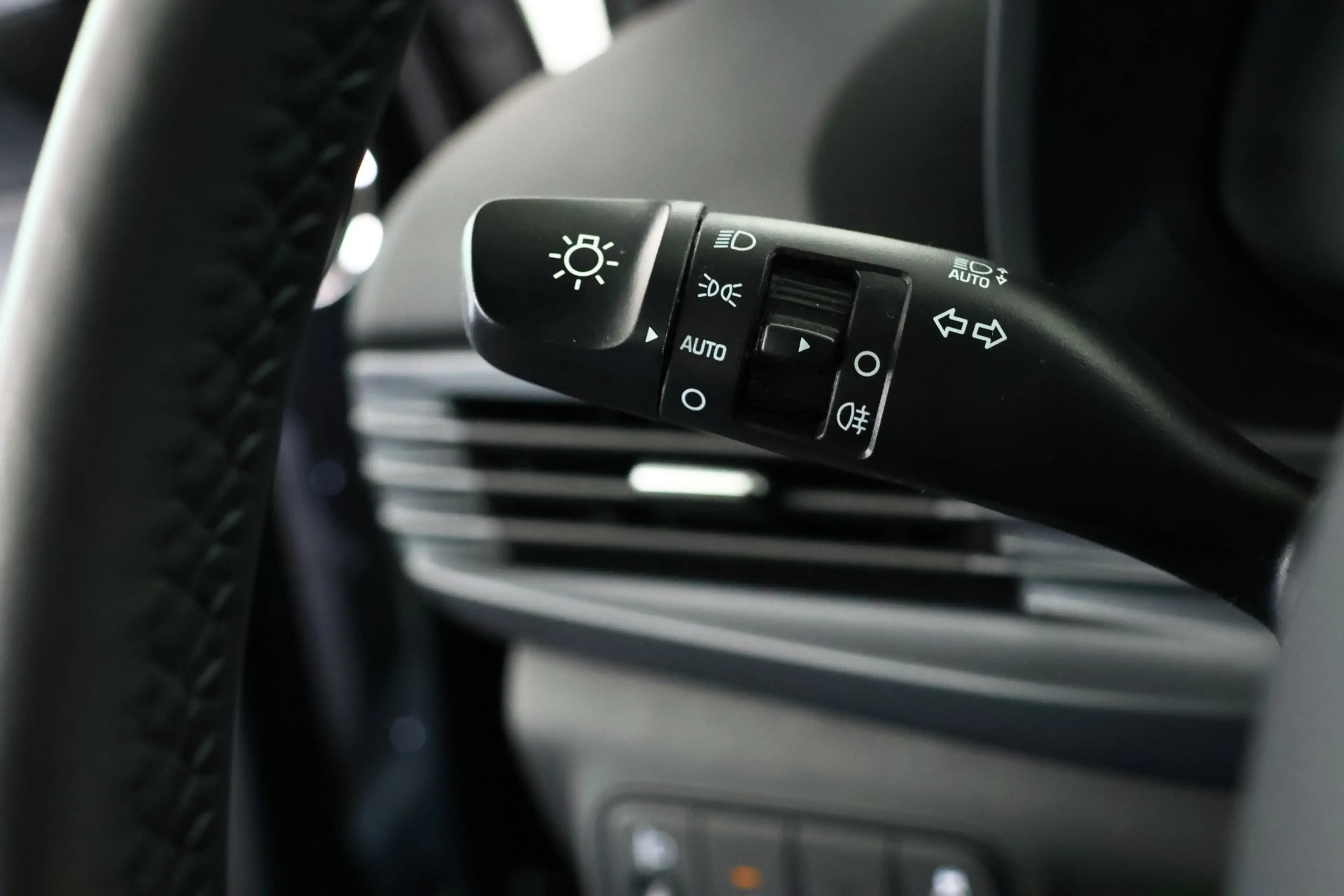 Hyundai BAYON 1.0 T-GDI Comfort Smart Navi / Cruisecontrol / Aut — photo 22