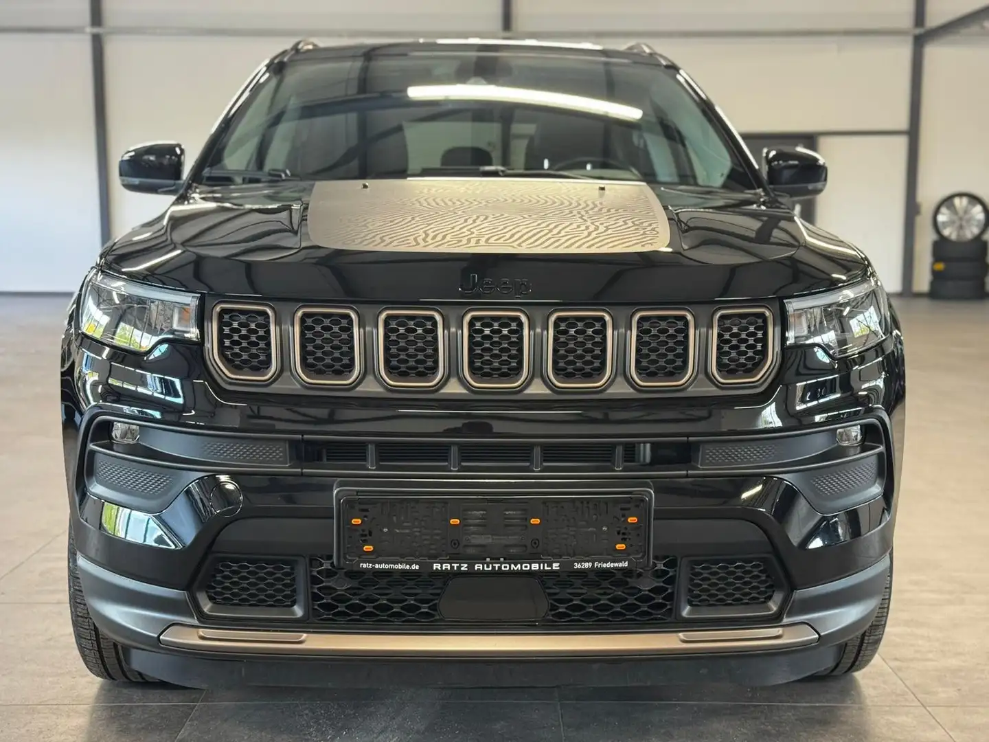 Jeep Compass Upland PHEV 4WD+NAV+LED+KAM+ACC+VIRTUAL Schwarz - 2
