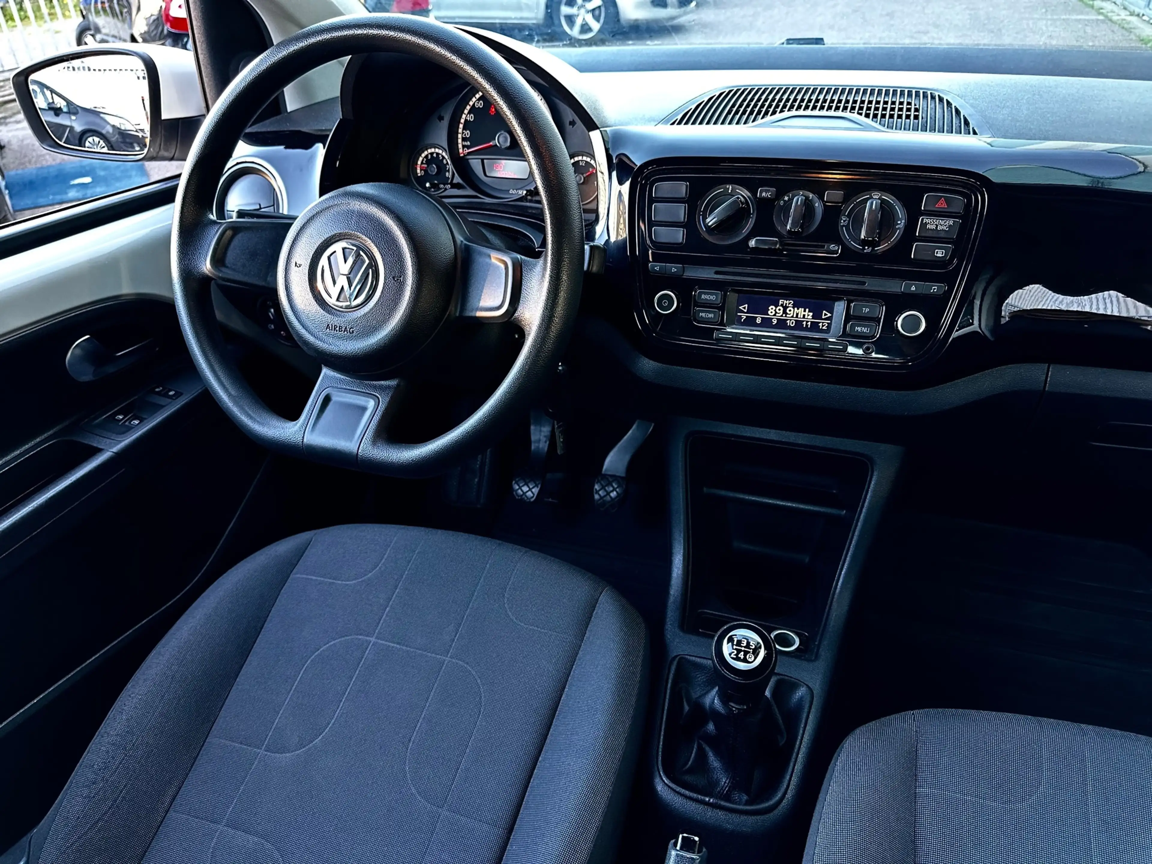 Volkswagen up! 1.0 take up! BlueMotion | Airco | Electr. ramen | — photo 8