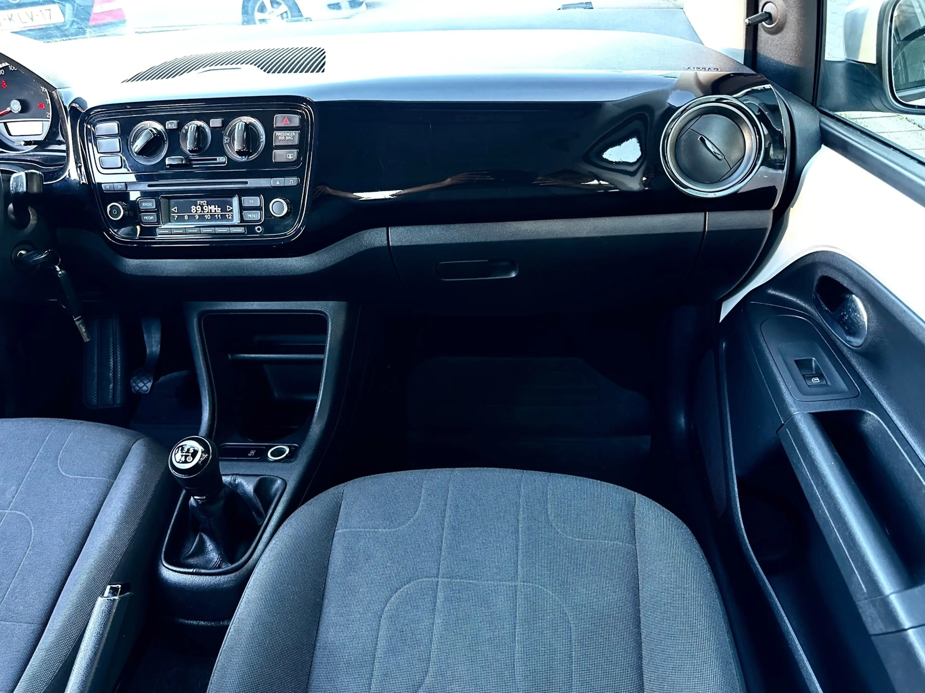 Volkswagen up! 1.0 take up! BlueMotion | Airco | Electr. ramen | — photo 7