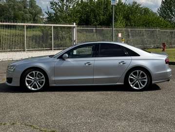 4.0 V8 tfsi quattro PLUS Dynamic Package