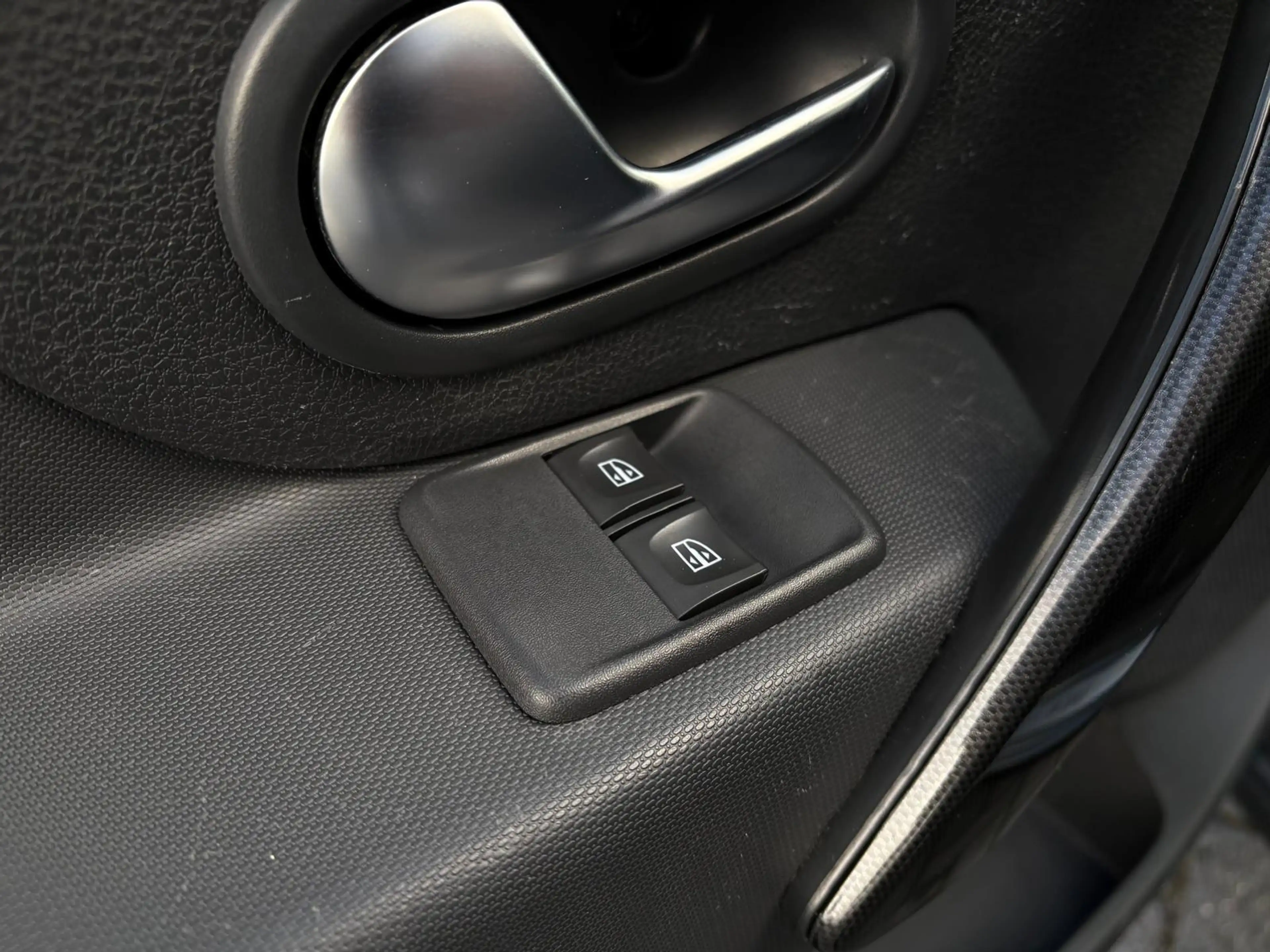 Dacia Logan MCV 0.9 TCe Laureate | Automaat | PDC | Cruise | A — photo 14