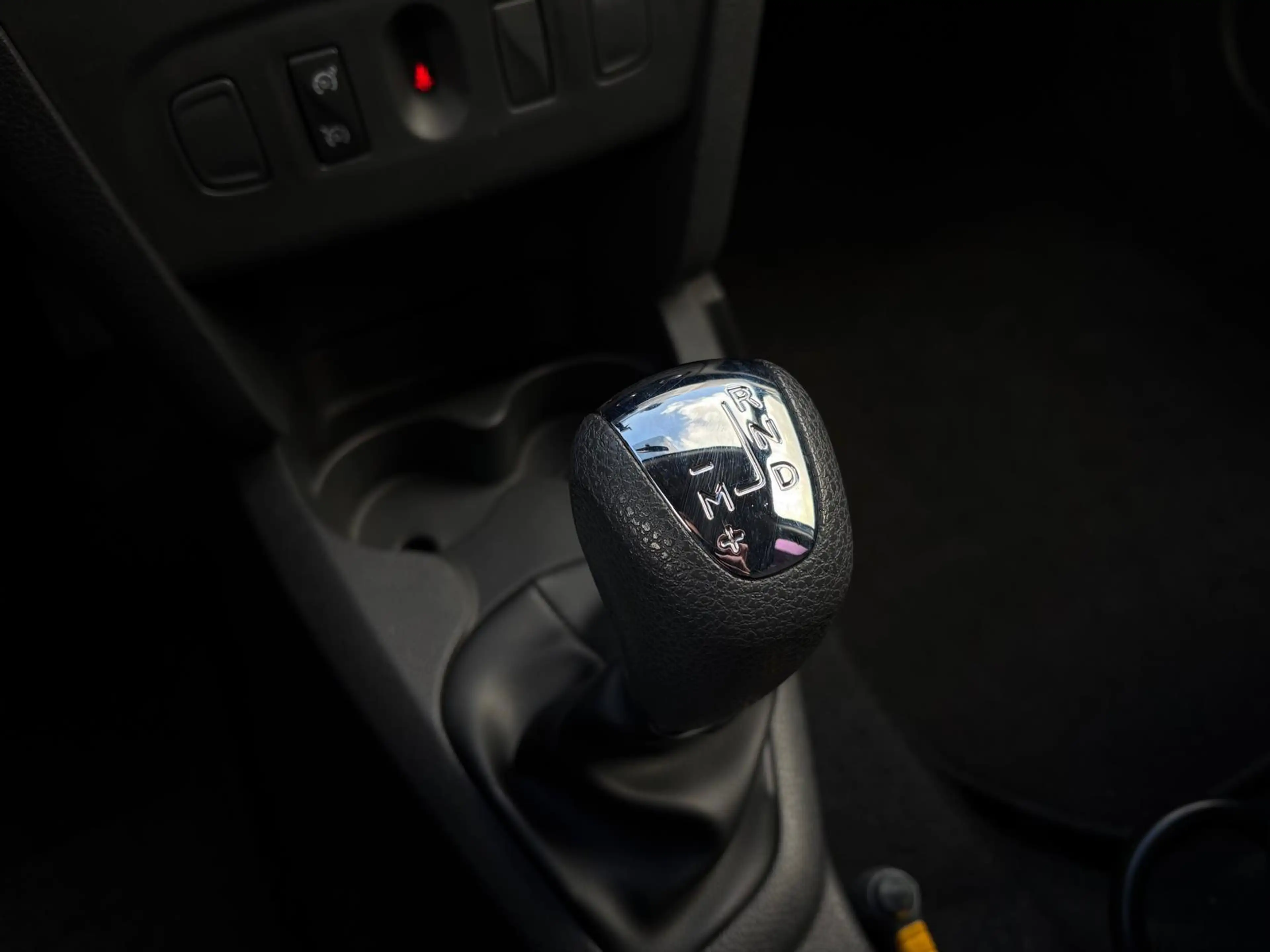 Dacia Logan MCV 0.9 TCe Laureate | Automaat | PDC | Cruise | A — photo 19