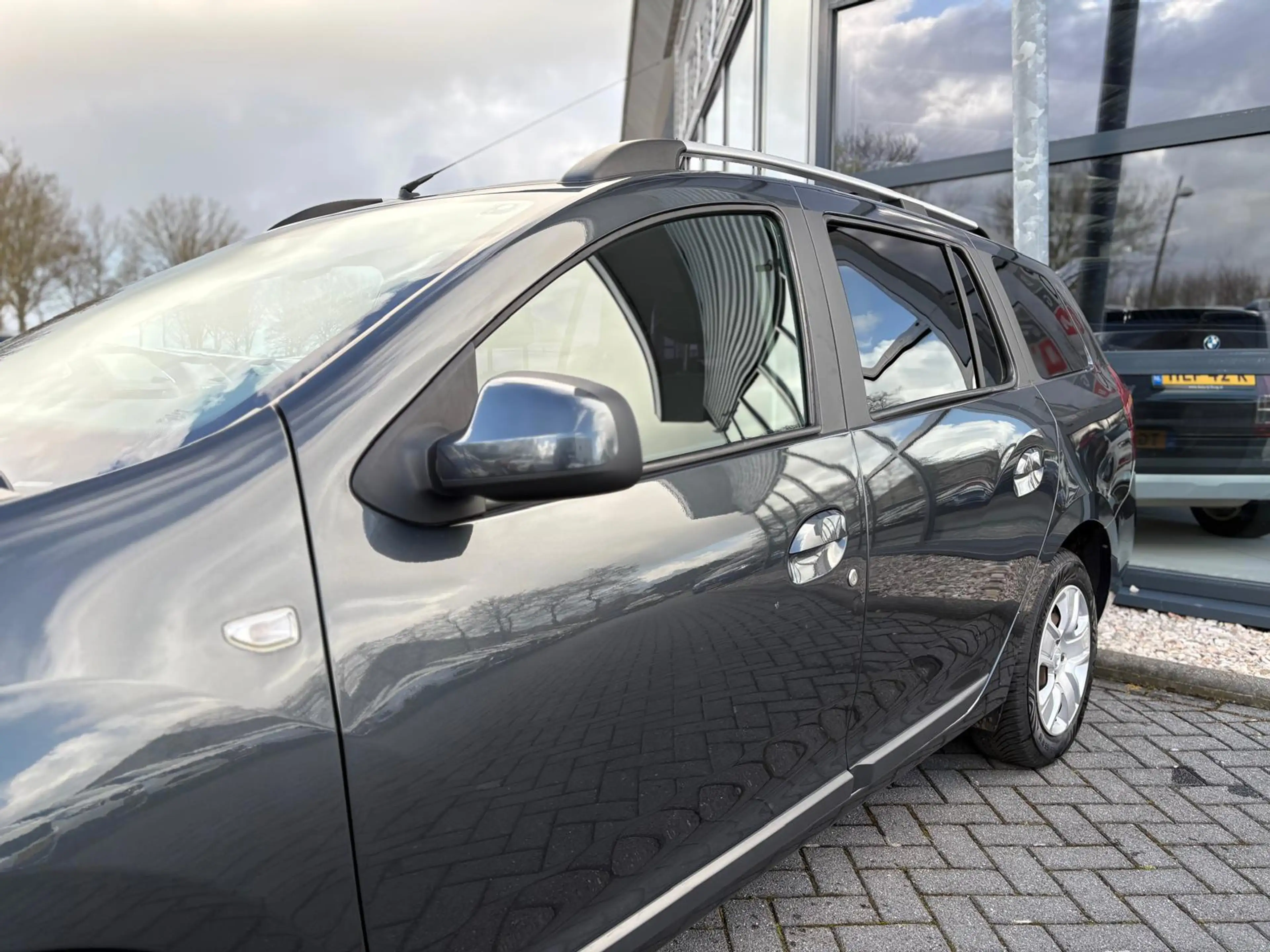 Dacia Logan MCV 0.9 TCe Laureate | Automaat | PDC | Cruise | A — photo 3