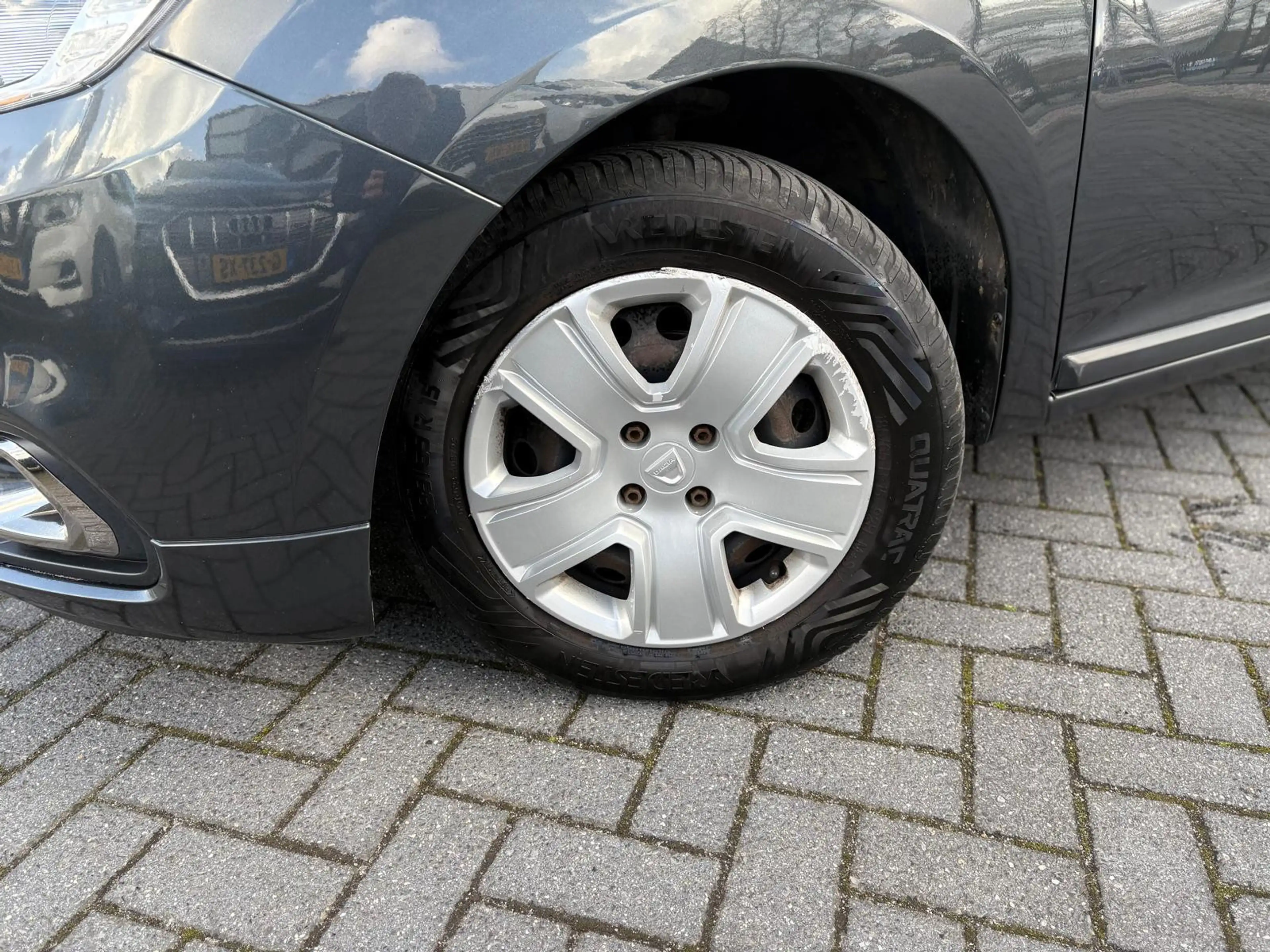 Dacia Logan MCV 0.9 TCe Laureate | Automaat | PDC | Cruise | A — photo 2