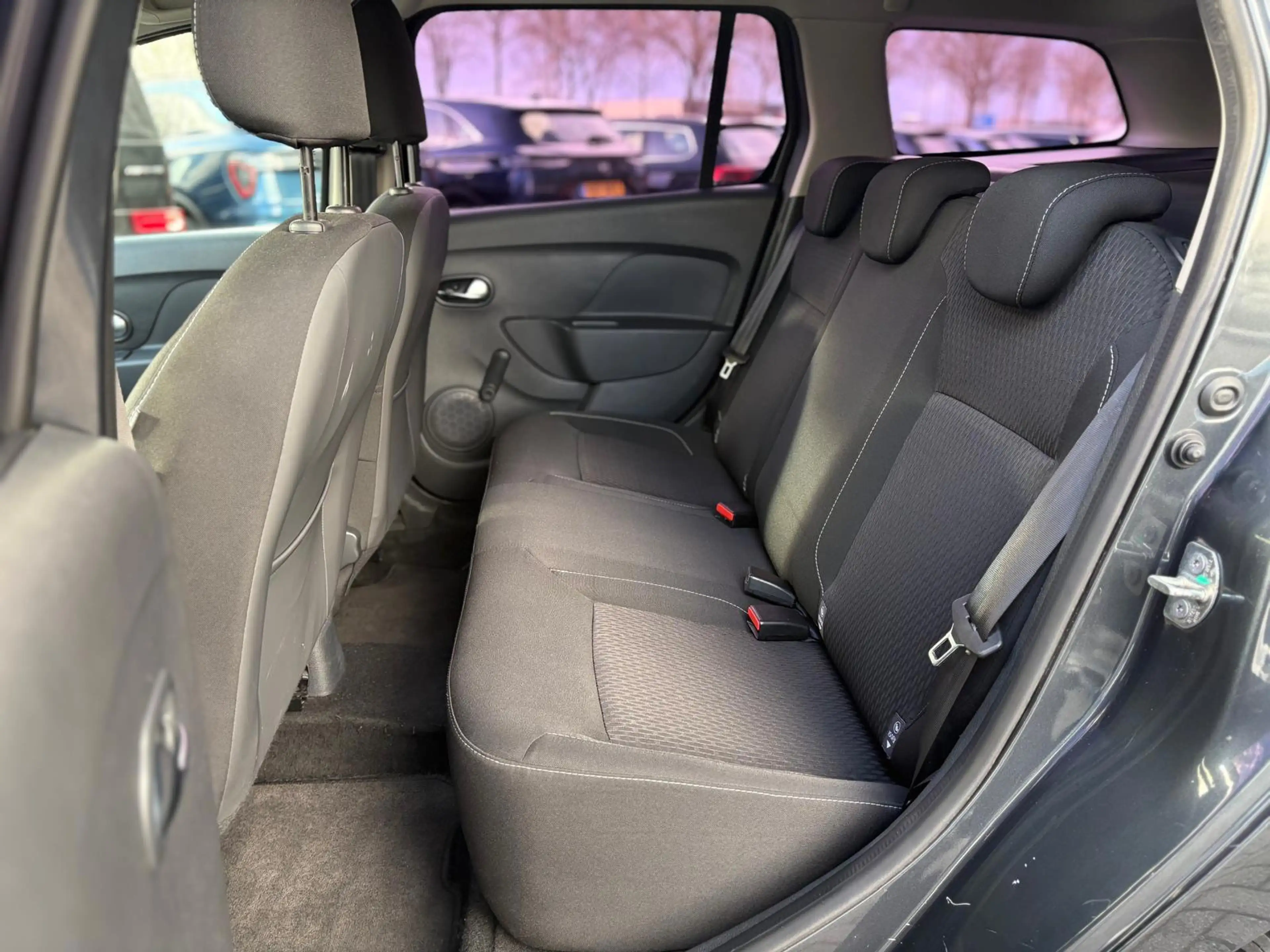 Dacia Logan MCV 0.9 TCe Laureate | Automaat | PDC | Cruise | A — photo 10
