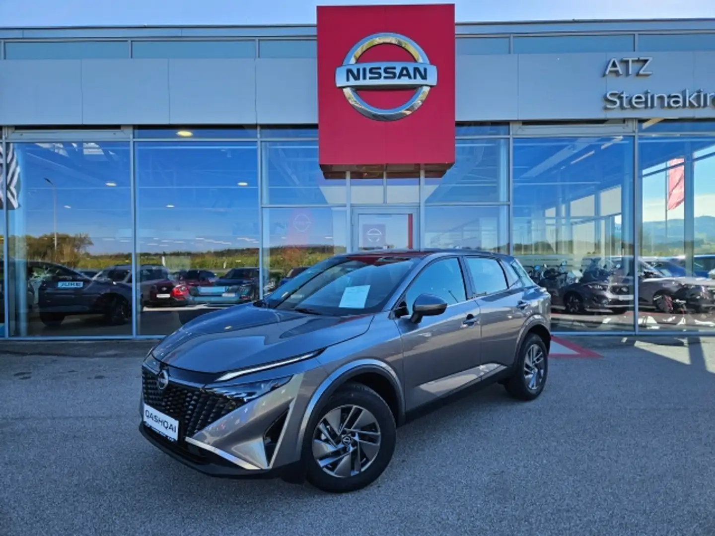 Nissan Qashqai First EDITION 1.3DIG-T 140PS Grau - 1