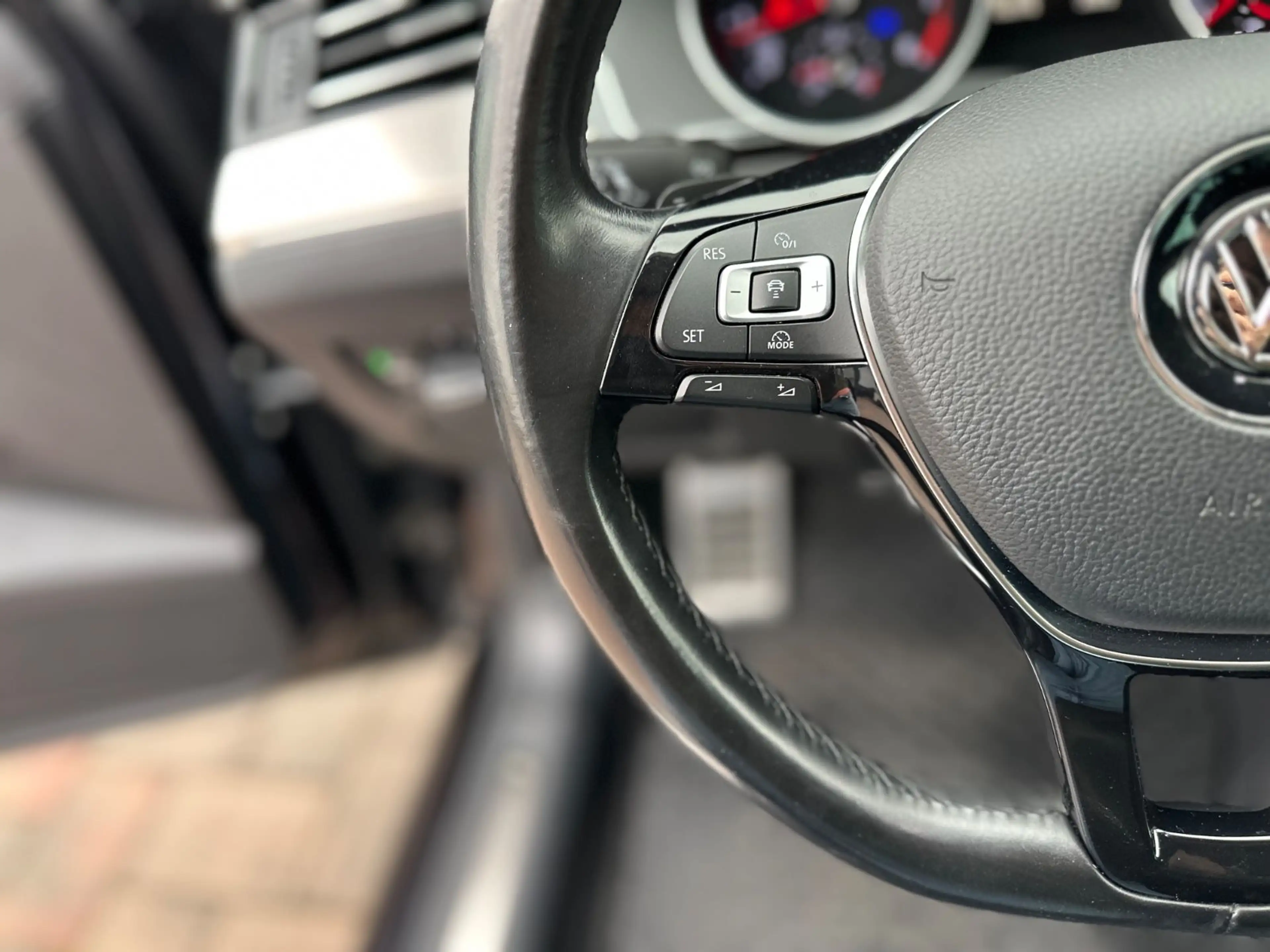 Volkswagen Passat 1.4 TSI DSG Lim. Highline — photo 14