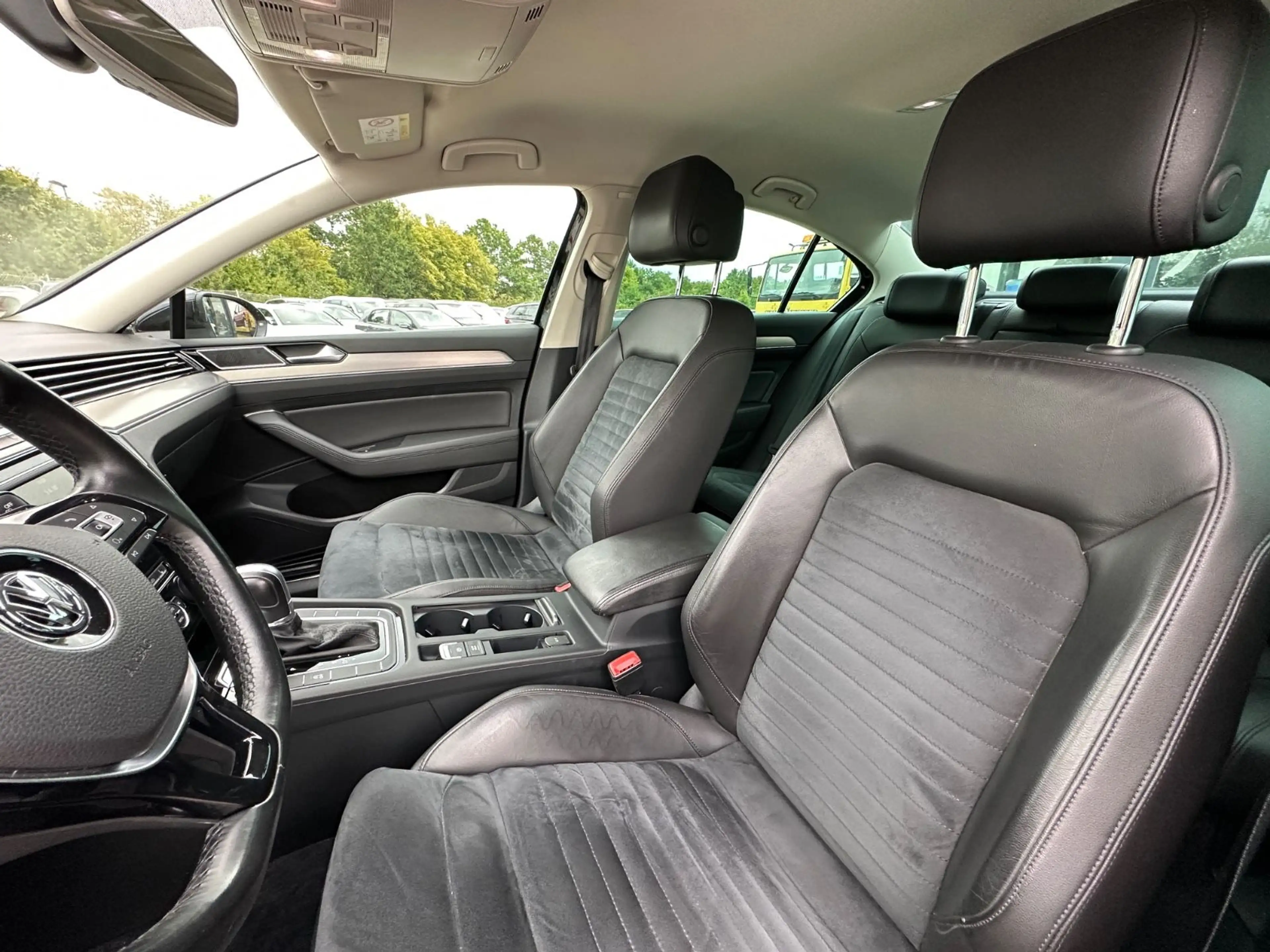 Volkswagen Passat 1.4 TSI DSG Lim. Highline — photo 12