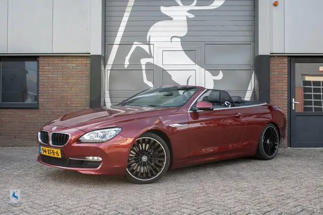 BMW 650 6-serie Cabrio 650xi High Executive Vermilion Rood
